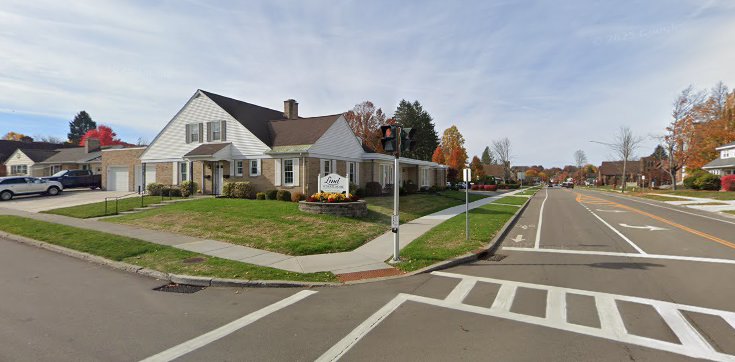 Lind Funeral Home gallery image 1